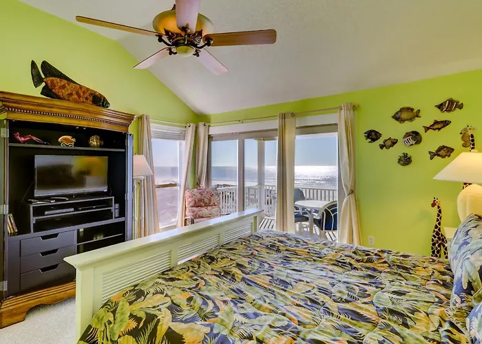 Southern Comfort By The Sea Holiday home